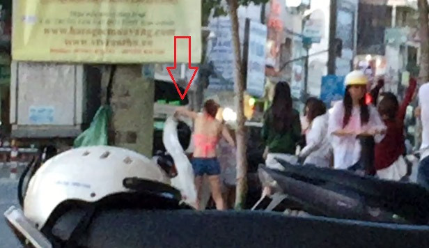 quảng cáo, lột đồ, phản cảm