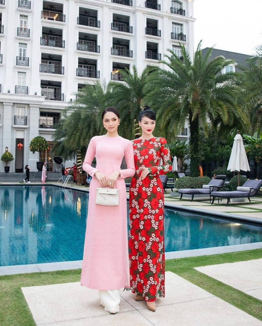 Dàn sao Việt khoe nhan sắc rực rỡ trong tà áo dài đón Xuân ảnh 1