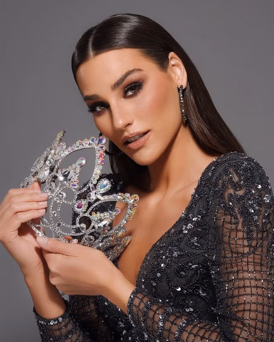 Ngắm nhan sắc xinh đẹp của tân Hoa hậu Trái đất 2020 ảnh 5