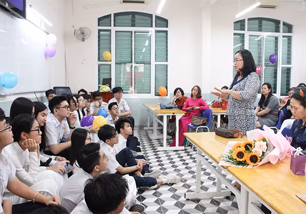 Phụ huynh chia sẻ, căn dặn con em mình