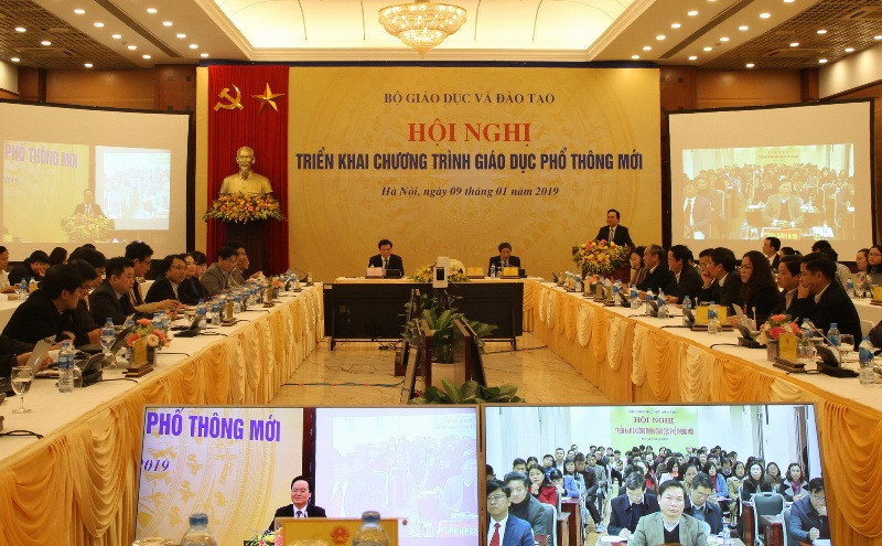 Hội nghị trực tuyến triển khai chương trình giáo dục phổ thông mới Hội nghị trực tuyến triển khai chương trình giáo dục phổ thông mới