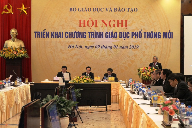 Hội nghị trực tuyến 63 tỉnh thành triển khai Chương trình giáo dục phổ thông mới