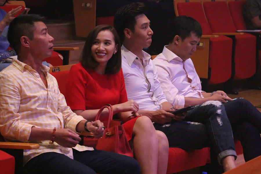 Khách mời tham dự chương trình: Diễn viên Lã Thanh Huyền, Mạnh Trường, nghệ sĩ Công Lý, Đạo diễn Đỗ Thanh Hải.