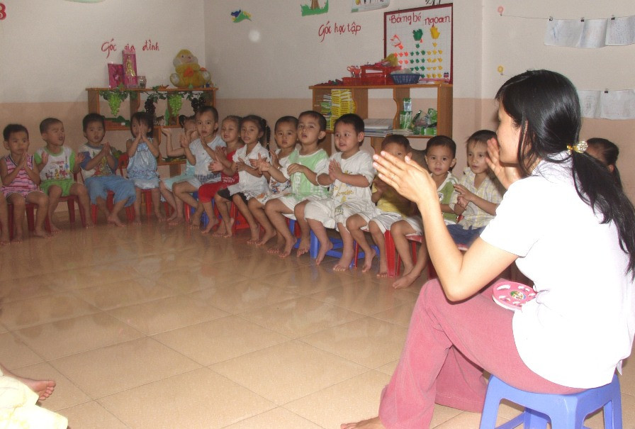 Điểm giữ trẻ mùa lũ được ngành giáo dục An Giang, Đồng Tháp triển khai có hiệu quả trong nhiều năm qua.