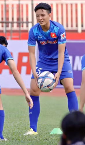 Văn Khánh được triệu tập vào danh sách U23 Việt Nam tham dự SEA Games 29 - 2017.