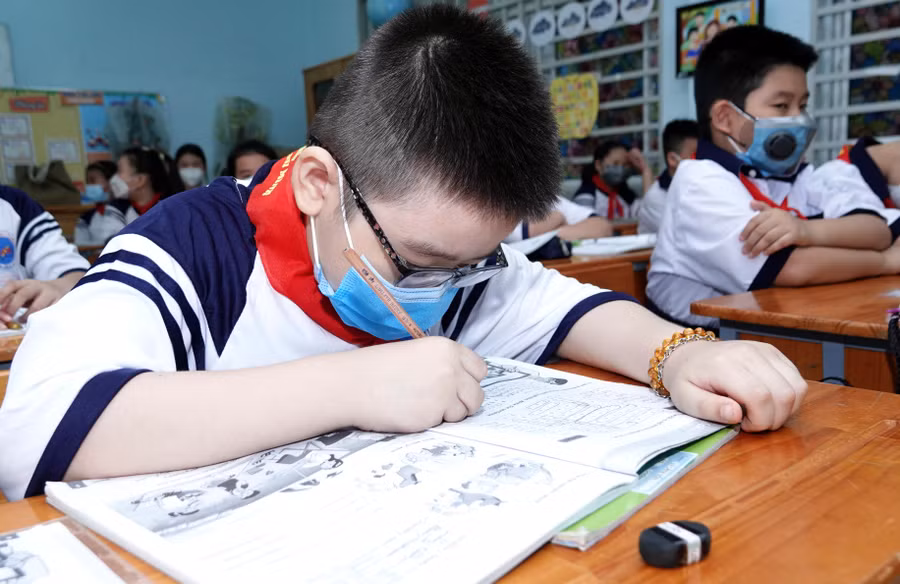 Chuyên gia cho rằng không cần thiết cho trẻ học tiền tiểu học. Ảnh minh họa: INT.