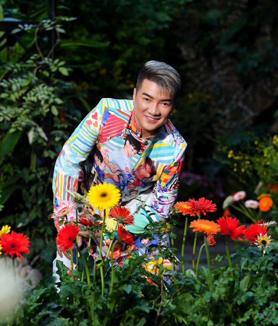 Đàm Vĩnh Hưng quyết không rời Sài Gòn trong những ngày Tết.