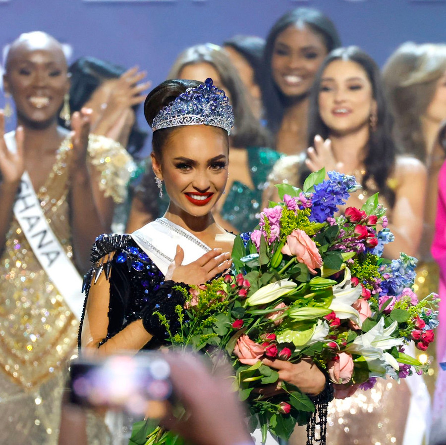 Người đẹp tới từ Mỹ đã trở thành tân Miss Universe 2022. Người đẹp tới từ Mỹ đã trở thành tân Miss Universe 2022.