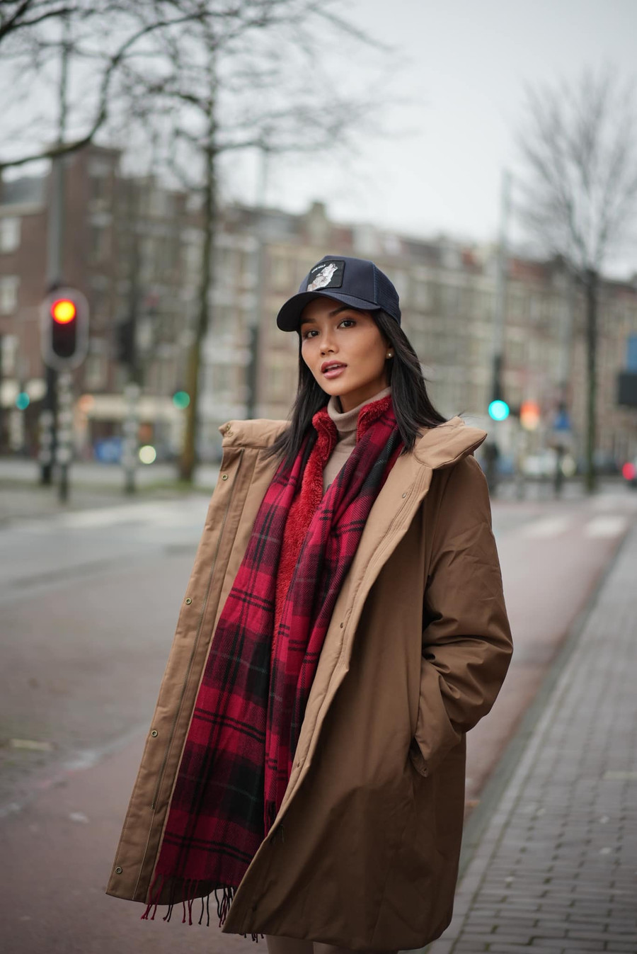 Mới đây, H'Hen Niê đã có chuyến đi tới châu Âu. Mới đây, H'Hen Niê đã có chuyến đi tới châu Âu.