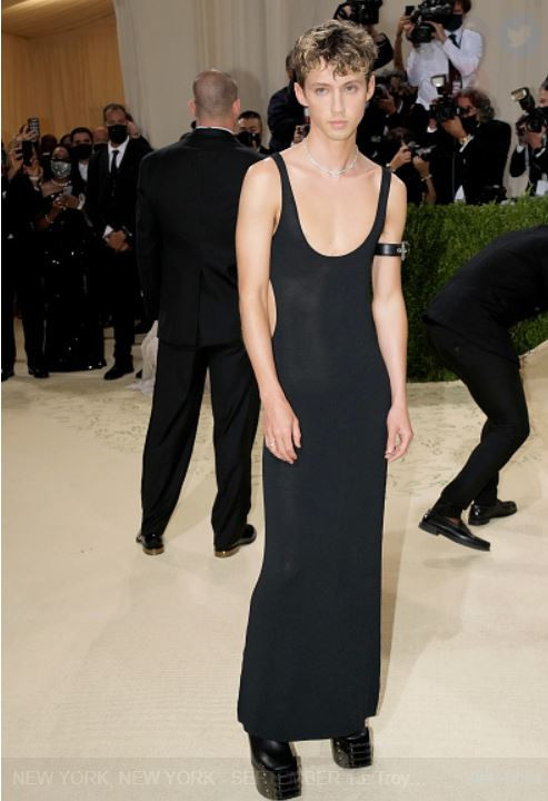 Troye Sivan. Troye Sivan.