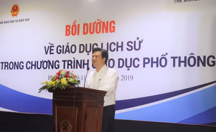 Bồi dưỡng giáo viên phổ thông cốt cán môn Lịch sử các tỉnh phía Bắc