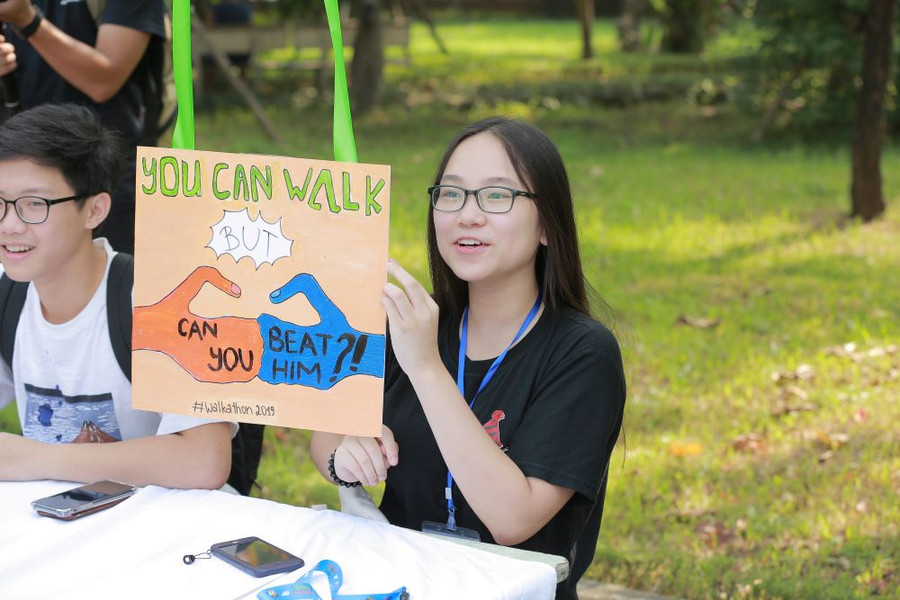 Học sinh Olympia tham gia Walkathon 2019.