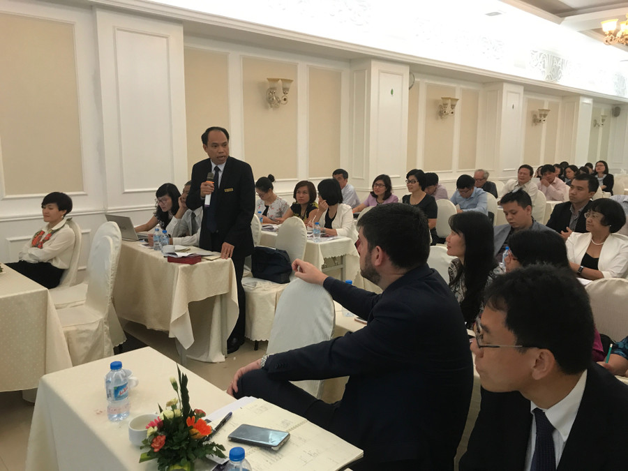 Ông Lê Quốc Tiến, Phó Hiệu trưởng Trường ĐH Hàng hải tham gia thảo luận tại Hội thảo