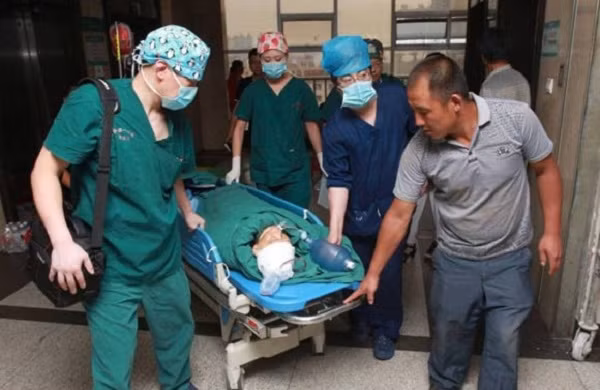 Kinh hoàng những trường hợp bị vật nhọn đâm sâu vào cơ thể ảnh 4 TẾTKinh hoàng những trường hợp bị vật nhọn đâm sâu vào cơ thể