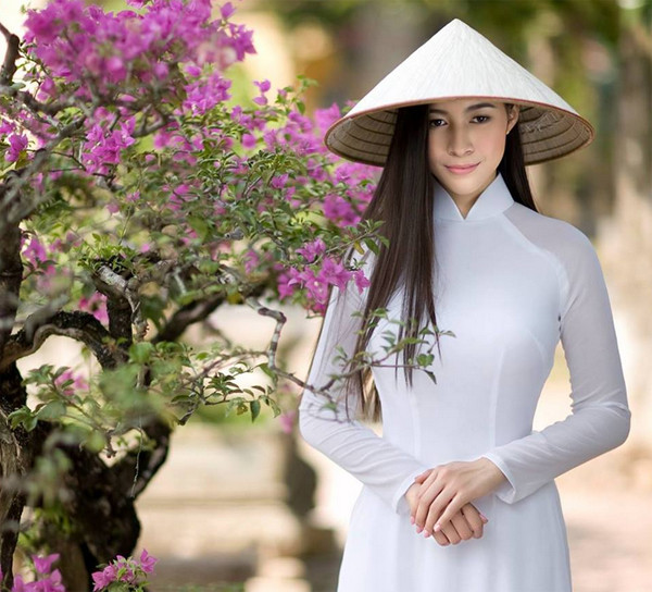 Mỹ đang là trợ thủ đắc lực của cha mình tại Tập đoàn Alphanam. beck3-6268-1415865763.jpg