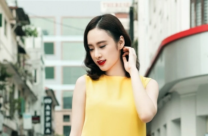 Ngất ngây với vẻ đẹp “đa sắc màu” của Angela Phương Trinh