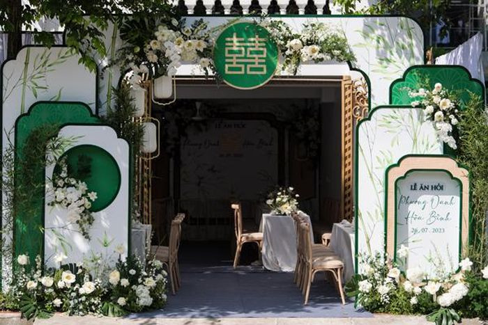 Trước đó, Phương Oanh mong muốn về lễ ăn hỏi sắp diễn ra, diễn viên Phương Oanh từng cho biết, cô hy vọng ngày trọng đại sẽ diễn ra một cách trọn vẹn, riêng tư, ấm cúng với sự góp mặt của người thân, bạn bè. Trước đó, Phương Oanh mong muốn về lễ ăn hỏi sắp diễn ra, diễn viên Phương Oanh từng cho biết, cô hy vọng ngày trọng đại sẽ diễn ra một cách trọn vẹn, riêng tư, ấm cúng với sự góp mặt của người thân, bạn bè.