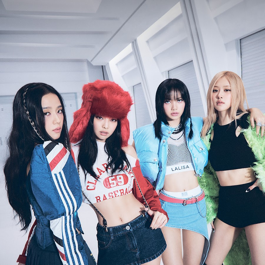 BLACKPINK đã trở thành nghệ sĩ âm nhạc đầu tiên đạt 90 triệu người đăng ký trong lịch sử YouTube. BLACKPINK đã trở thành nghệ sĩ âm nhạc đầu tiên đạt 90 triệu người đăng ký trong lịch sử YouTube.