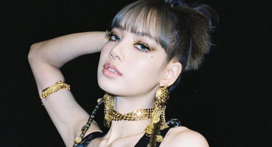 Lisa (BLACKPINK) đã trở thành nữ nghệ sĩ K-pop đạt 800 triệu lượt stream nhanh nhất trên Spotify. Lisa (BLACKPINK) đã trở thành nữ nghệ sĩ K-pop đạt 800 triệu lượt stream nhanh nhất trên Spotify.