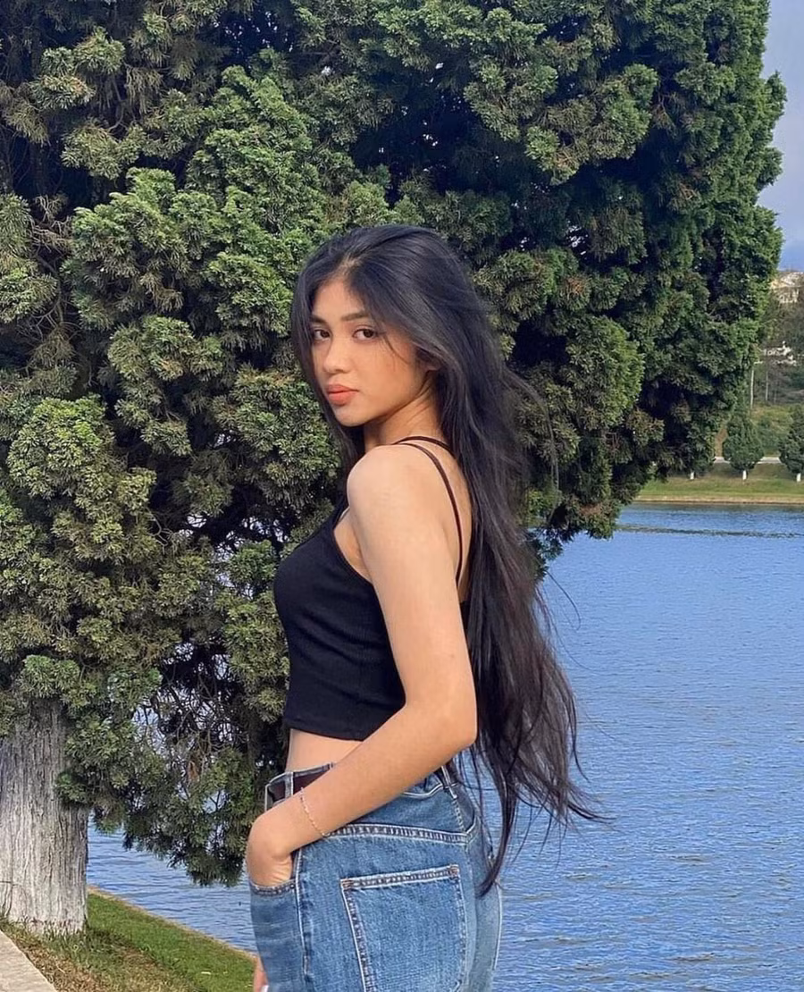 Trước đó, Á hậu 2 Minh Kiên được đánh giá là “ngựa chiến” tại Miss World Vietnam 2023 khi sở hữu vẻ ngoài cá tính với đường nét sắc sảo, phong thái tự tin.