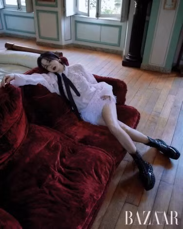 Son Ye Jin luôn khiến người xem trầm trồ bởi nhan sắc xinh đẹp.