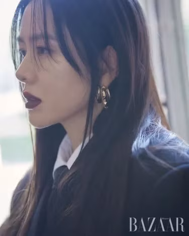 Son Ye Jin lột xác ấn tượng với phong cách cá tính.