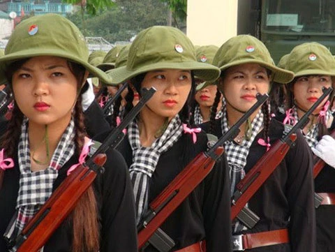 Loại súng của nữ dân quân tự vệ Việt Nam diễu binh
