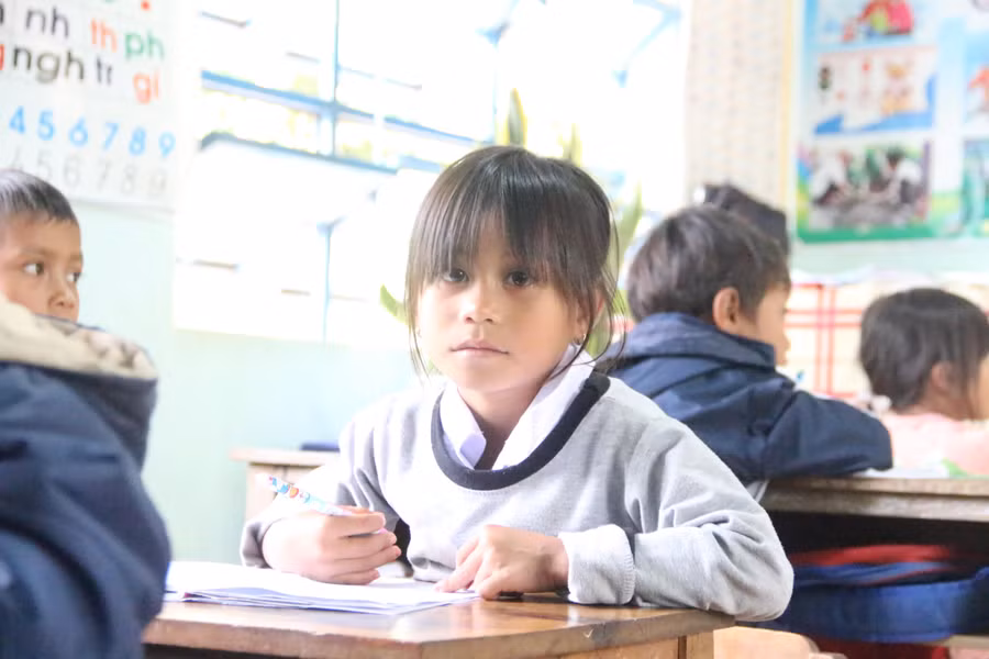 Học sinh Trường Tiểu học - THCS Lê Lợi huyện Kông Chro (Gia Lai). 