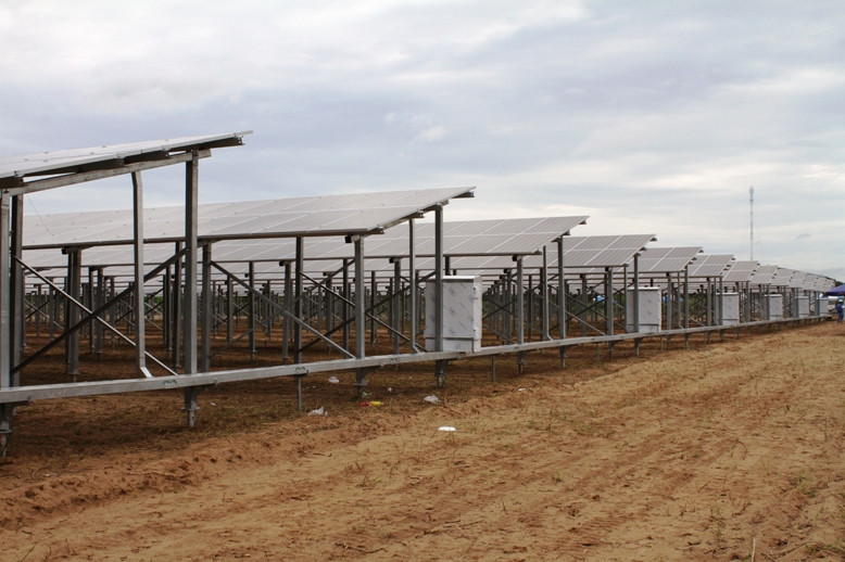 Nhà máy điện năng lượng mặt trời tại Trường ĐH Cửu Long có công suất lớn nhất được thực hiện, do trường hợp tác với phía Hàn Quốc