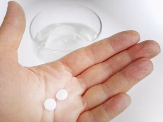 Người bệnh đái tháo đường dùng aspirin phòng sớm bệnh tim mạch có thể gây nhiều biến chứng nguy hiểm.