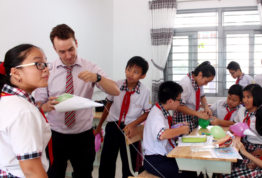 Với mục tiêu, Học sinh TP có nền tảng tiếng Anh đạt chuẩn quốc tế