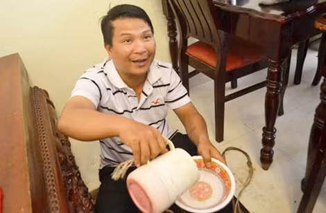 Chuyện kỳ lạ ở Đà Lạt: Nước giếng đang dùng bất ngờ nóng