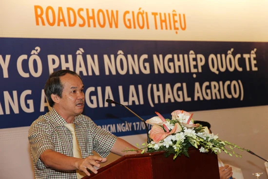 Công ty bầu Đức lại bị "siết nợ" 2,6 triệu cổ phiếu