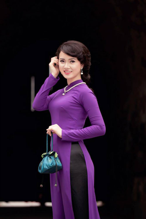 Những cô nàng cảnh sát xinh đẹp, tài giỏi khiến người ta đứng ngồi không yên Những cô nàng cảnh sát xinh đẹp, tài giỏi khiến người ta đứng ngồi không yên