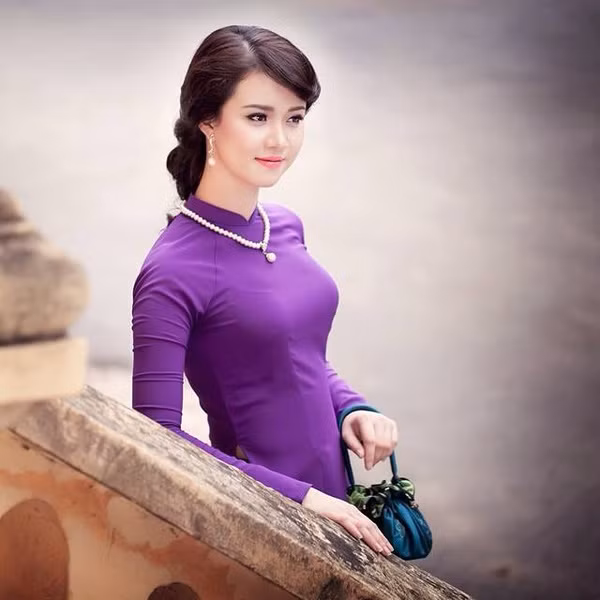 Những cô nàng cảnh sát xinh đẹp, tài giỏi khiến người ta đứng ngồi không yên