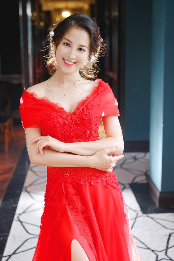 Những cô nàng cảnh sát xinh đẹp, tài giỏi khiến người ta đứng ngồi không yên Những cô nàng cảnh sát xinh đẹp, tài giỏi khiến người ta đứng ngồi không yên