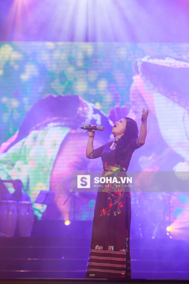 Quang Linh “bóc mẽ” chiêu trò của Anh Thơ ảnh 8 Quang Linh “bóc mẽ” chiêu trò của Anh Thơ ảnh 8