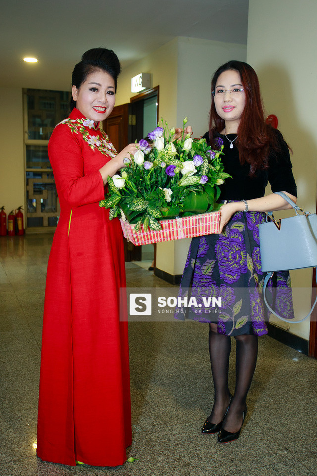 Quang Linh “bóc mẽ” chiêu trò của Anh Thơ ảnh 2 Quang Linh “bóc mẽ” chiêu trò của Anh Thơ ảnh 2