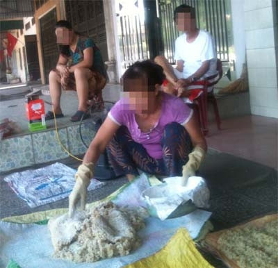 người phụ nữ mang bầu 3 tháng, ôm con trai nhảy sông tự vẫn Nữ y tá mang bầu nhắn gì trước khi ôm con nhảy sông Lô tự tử? - Ảnh 2