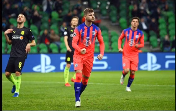 Timo Werner ghi bàn trong trận Chelsea hạ Krasnodar 4-0.
