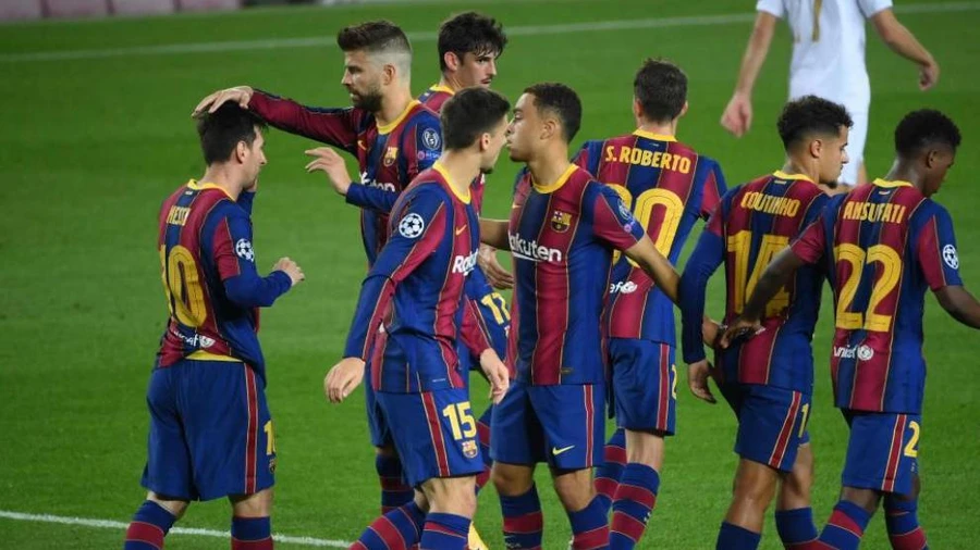 Barca đã thành công trong việc “trói chân” 4 trụ cột. 