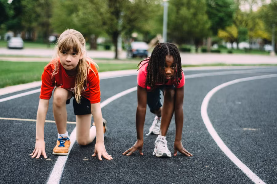 Trẻ cần học cách không bỏ cuộc. Ảnh minh họa