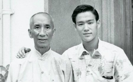 Bí mật về võ sư Việt Nam là Bi mat ve vo su Viet Nam la