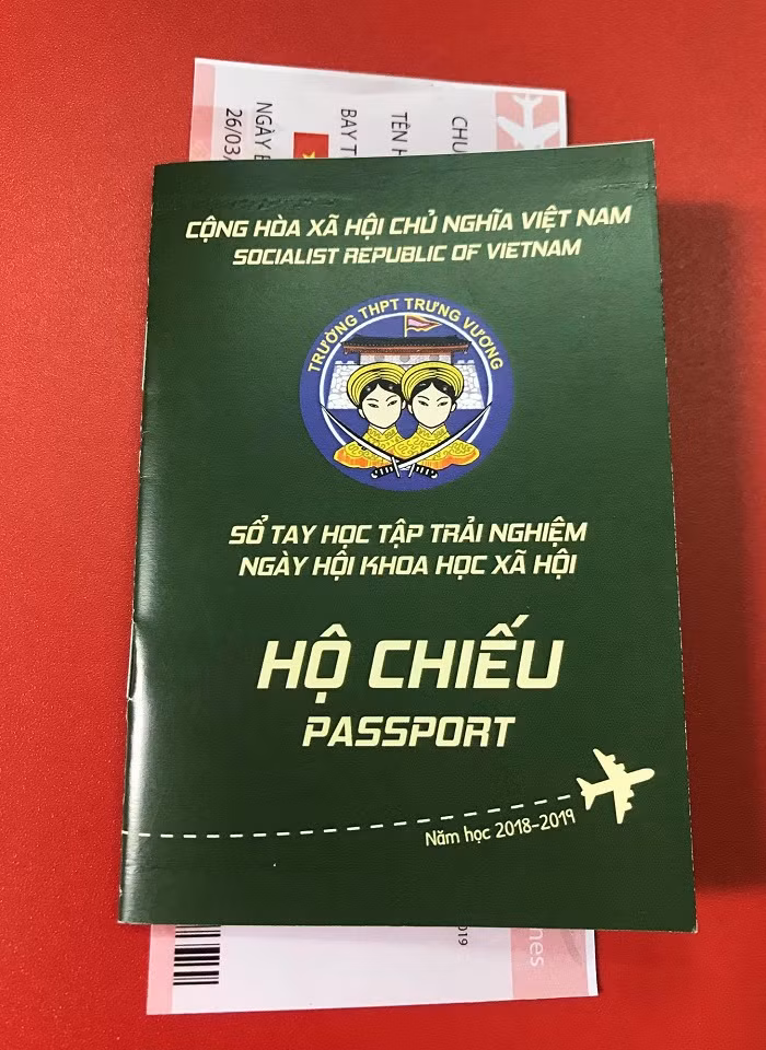 "Tấm hộ chiếu" của ngày hội. Ảnh Thảo Nguyên