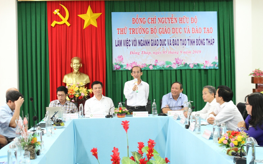 Ông Trần Thanh Liêm - Giám đốc Sở GD&ĐT tỉnh Đồng Tháp phát biểu tại buổi làm việc