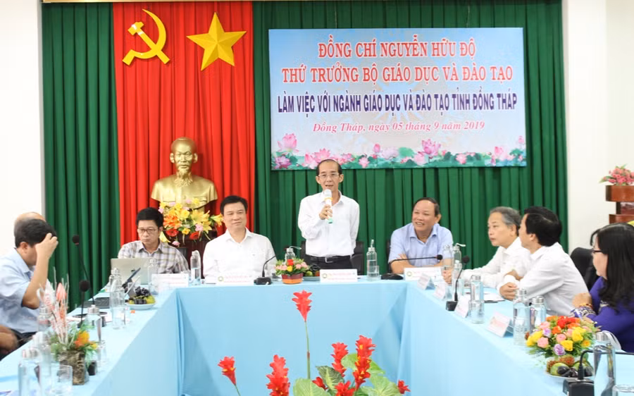 Ông Trần Thanh Liêm - Giám đốc Sở GD&ĐT tỉnh Đồng Tháp phát biểu tại buổi làm việc