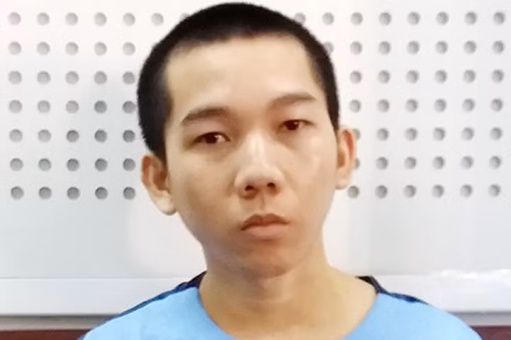 “Yêu râu xanh” bị bắt khi khi đưa người tình nhí về ra mắt mẹ