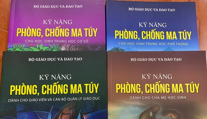 Bộ tài liệu kỹ năng phòng chống ma túy.