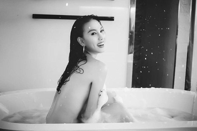 Sao Việt chuộng khoe ảnh ướt át trong bồn tắm ảnh 11 Sao Việt chuộng khoe ảnh ướt át trong bồn tắm ảnh 11