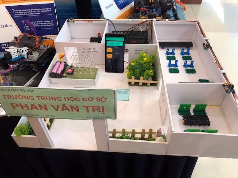 Mô hình quản lý thiết bị điện trong trường học bằng điện thoại của Trường THCS Phan Văn Trị, Q. Gò Vấp